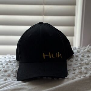 Huk Black ( Fishing ) Hat